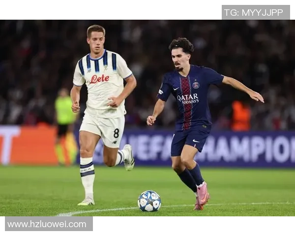 西甲赛场曼城大胜巴黎圣日耳曼引发热议精彩瞬间回顾与焦点分析