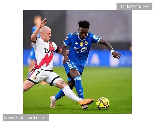 曼联逆转皇马友谊赛精彩瞬间红牌争议引发全场热议