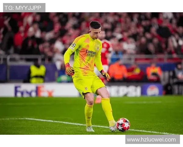 西甲激战本菲卡逆转曼城补时绝杀引发全场狂欢转会传闻再起