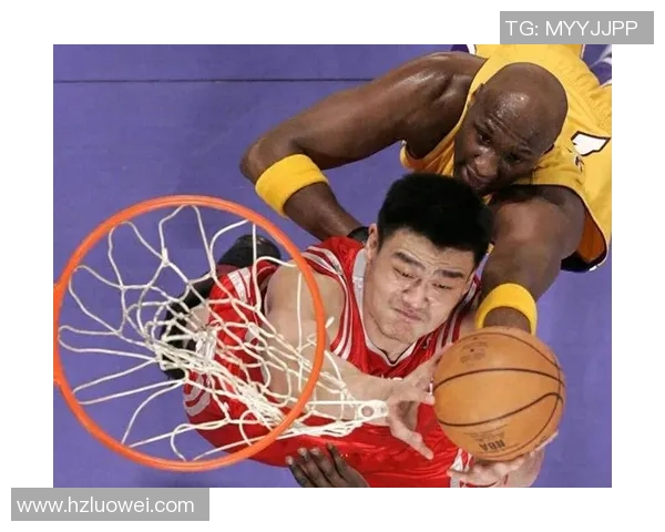 姚明拍肩膀瞬间引发的篮球热潮与体育精神的传承