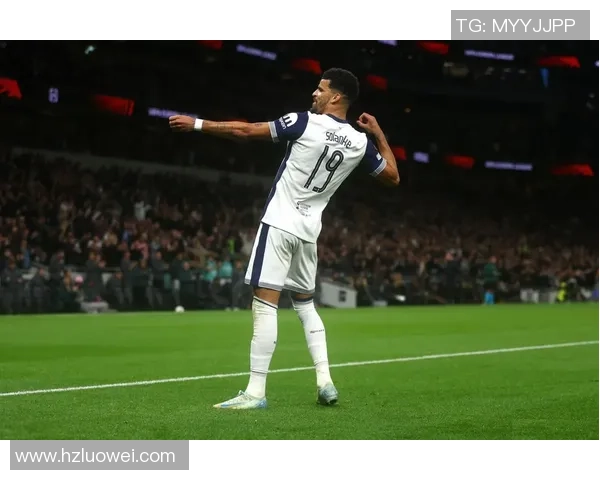 英超激战：尤文图斯狂胜多特蒙德神扑时刻引发全场热潮