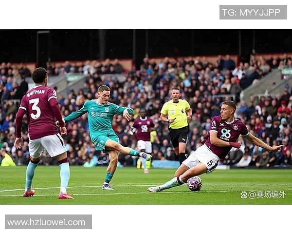 利物浦友谊赛大胜莱比锡五球狂欢绝杀时刻引发全场沸腾 利物浦友谊赛大胜莱比锡五球狂欢绝杀时刻引发全场沸腾