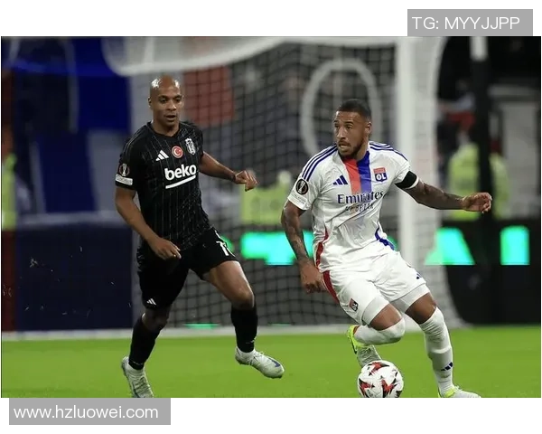 德甲惊现冷门巴黎圣日耳曼大胜里昂引发全场狂欢 德甲惊现冷门巴黎圣日耳曼大胜里昂引发全场狂欢