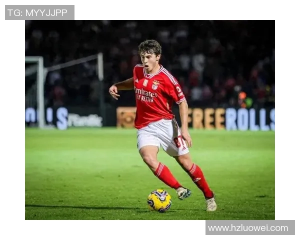 本菲卡逆袭利物浦6比2神扑瞬间成比赛转折点引发历史冷门 本菲卡逆袭利物浦6比2神扑瞬间成比赛转折点引发历史冷门