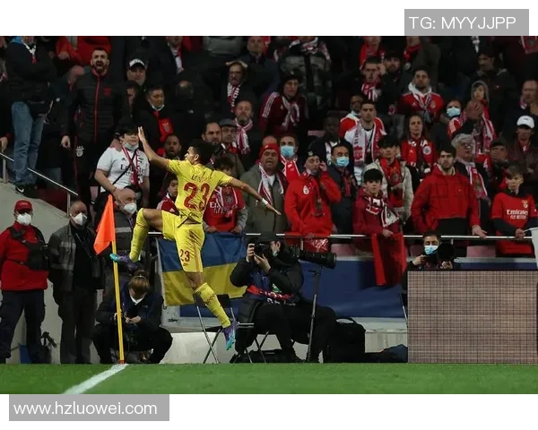 意甲激战利物浦逆转本菲卡四比三全场沸腾十大精彩进球回顾 意甲激战利物浦逆转本菲卡四比三全场沸腾十大精彩进球回顾