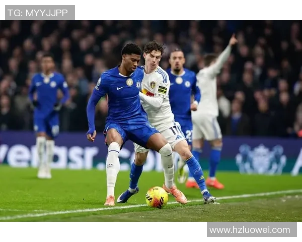 欧联杯精彩对决拜仁与切尔西战平神扑瞬间引发转会热议