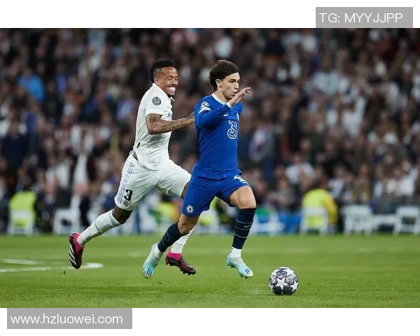 那不勒斯狂胜皇马四球大捷乌龙球瞬间点燃全场激情集锦