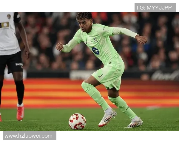 世界杯精彩对决巴黎圣日耳曼6比2战胜巴萨乌龙球成比赛转折点解析